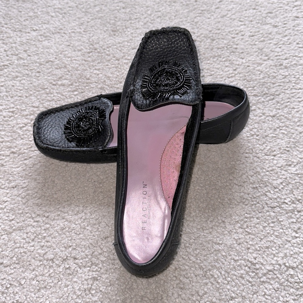 Leather soft & padded slip on flats